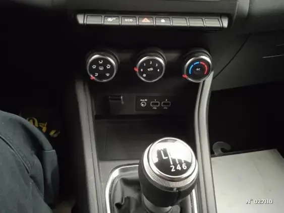 RENAULT CAPTUR II - voiture d'occasion - Photo 26