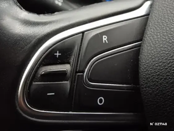 RENAULT MEGANE ESTATE IV - voiture d'occasion - Photo 15