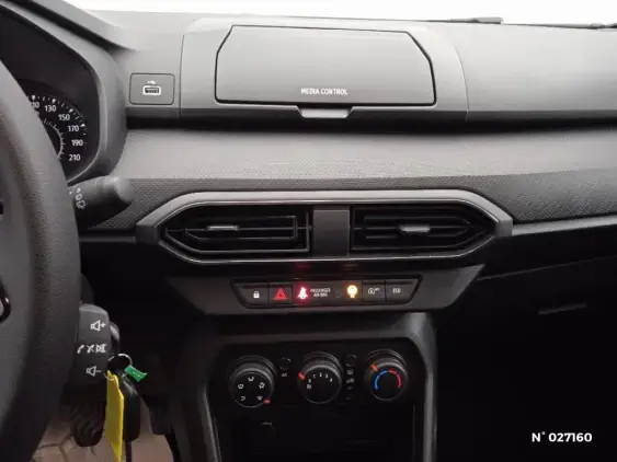 DACIA SANDERO III - voiture d'occasion - Photo 13