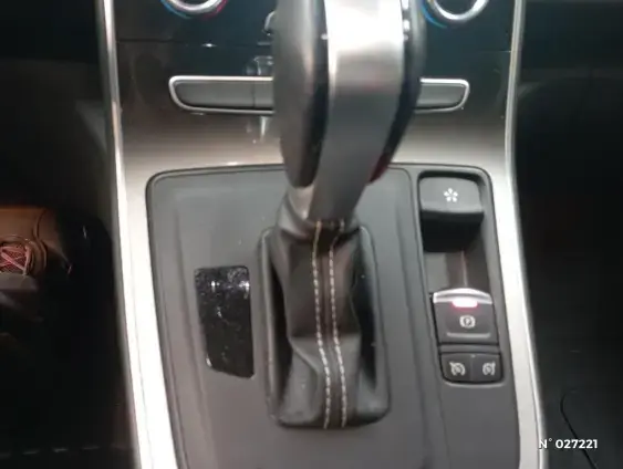 RENAULT SCENIC IV - voiture d'occasion - Photo 15