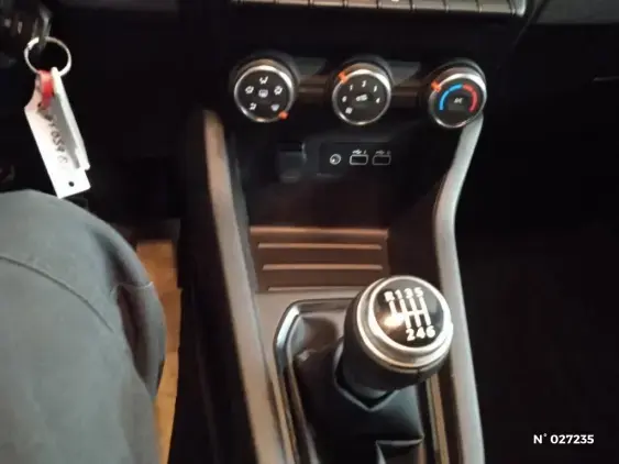 RENAULT CLIO V - voiture d'occasion - Photo 28