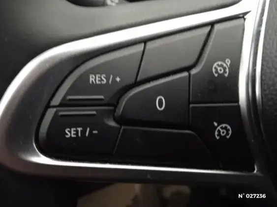 RENAULT CLIO V - voiture d'occasion - Photo 26