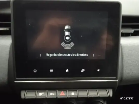 RENAULT CLIO V - voiture d'occasion - Photo 14