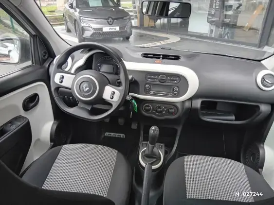 RENAULT TWINGO III - voiture d'occasion - Photo 9