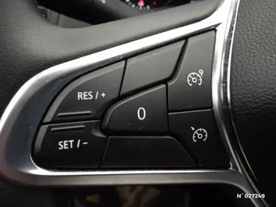 RENAULT CLIO V - voiture d'occasion - Photo 25