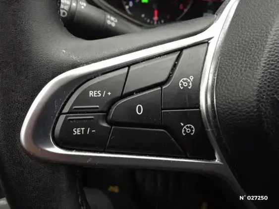 RENAULT CLIO V - voiture d'occasion - Photo 25