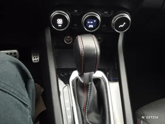 RENAULT ARKANA - voiture d'occasion - Photo 28