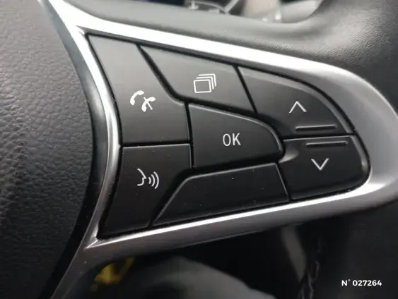 RENAULT ARKANA - voiture d'occasion - Photo 28