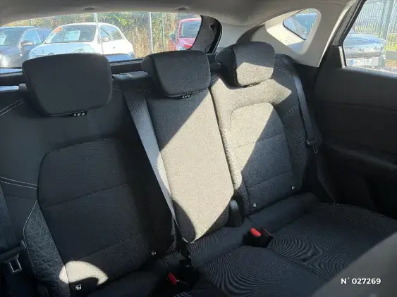 RENAULT CAPTUR II - voiture d'occasion - Photo 11