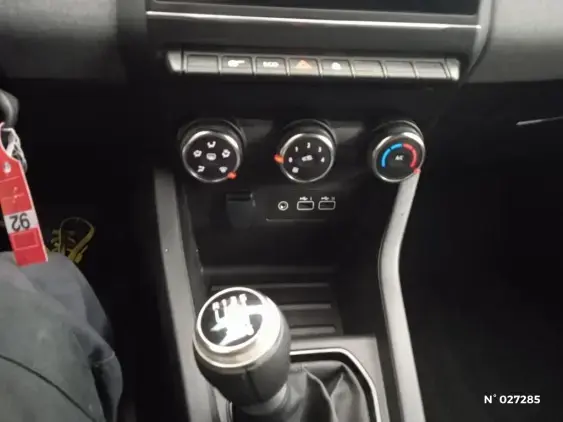 RENAULT CLIO V - voiture d'occasion - Photo 28