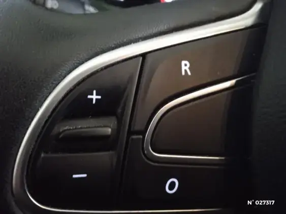 RENAULT KADJAR - voiture d'occasion - Photo 26