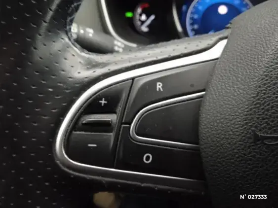 RENAULT MEGANE ESTATE IV - voiture d'occasion - Photo 26