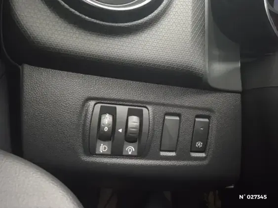 RENAULT CLIO IV - voiture d'occasion - Photo 15