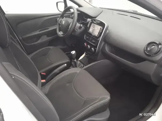 RENAULT CLIO IV - voiture d'occasion - Photo 10
