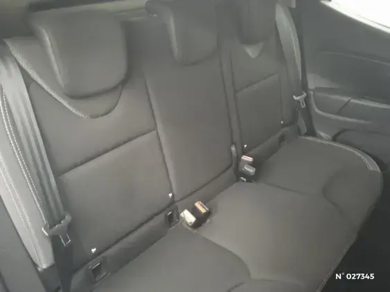 RENAULT CLIO IV - voiture d'occasion - Photo 11