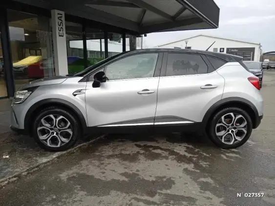 RENAULT CAPTUR II - voiture d'occasion - Photo 2