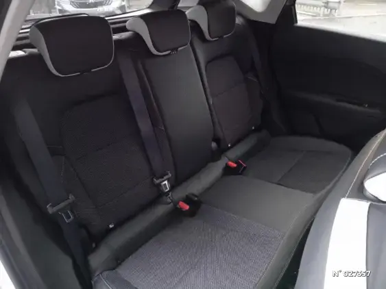 RENAULT CAPTUR II - voiture d'occasion - Photo 11