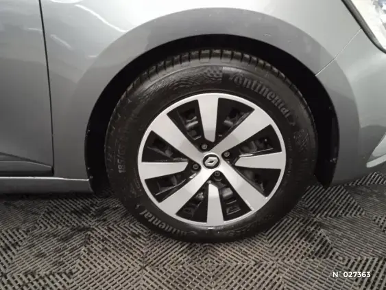 RENAULT CLIO V - voiture d'occasion - Photo 8