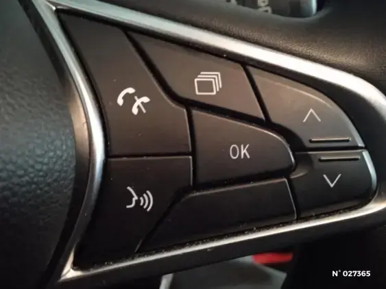 RENAULT CLIO V - voiture d'occasion - Photo 26