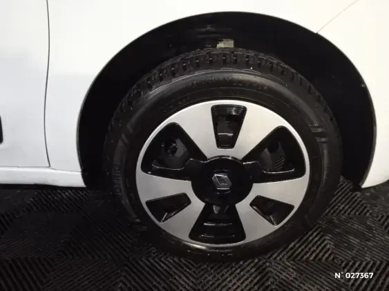 RENAULT TWINGO III - voiture d'occasion - Photo 8