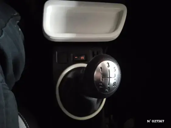 RENAULT TWINGO III - voiture d'occasion - Photo 14