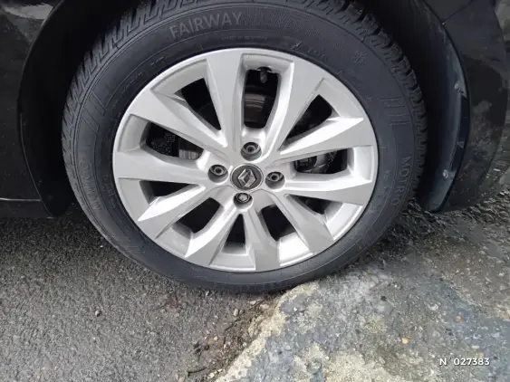 RENAULT CLIO V - voiture d'occasion - Photo 8