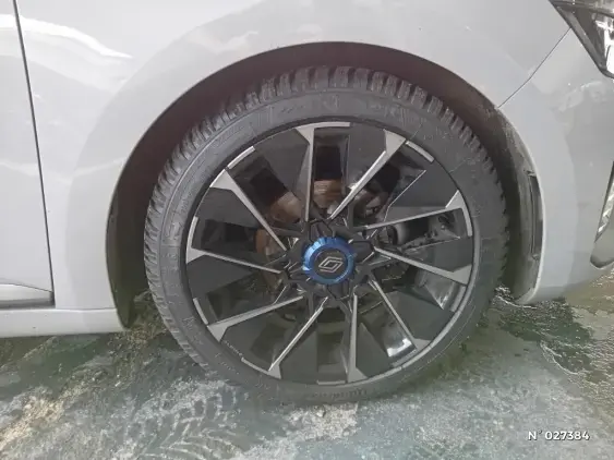 RENAULT CLIO V - voiture d'occasion - Photo 8