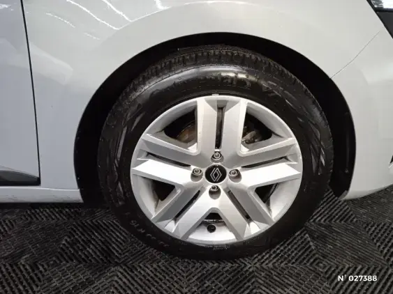 RENAULT CLIO V - voiture d'occasion - Photo 8