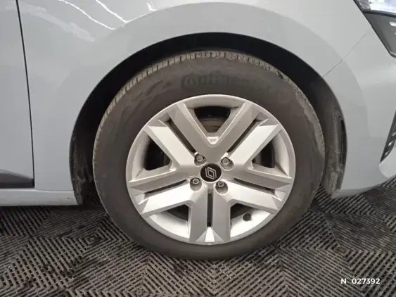 RENAULT CLIO V - voiture d'occasion - Photo 8