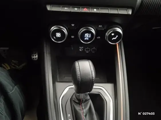 RENAULT CLIO V - voiture d'occasion - Photo 28