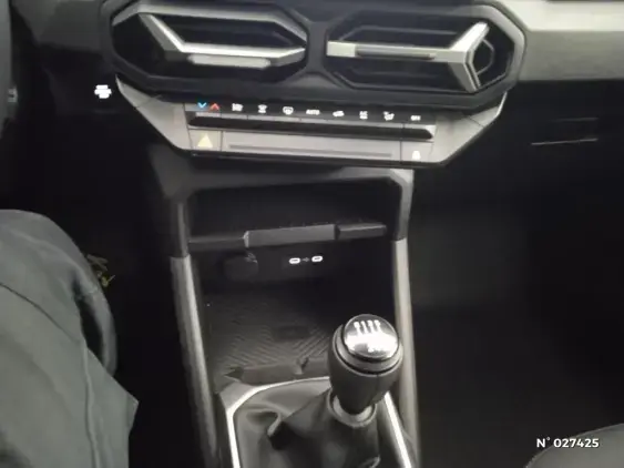 DACIA DUSTER III - voiture d'occasion - Photo 28