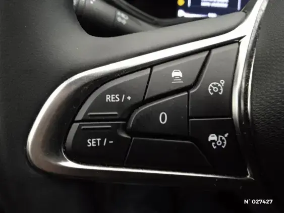 RENAULT CLIO V - voiture d'occasion - Photo 26