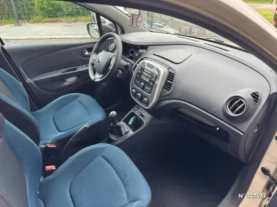RENAULT CAPTUR - voiture d'occasion - Photo 10