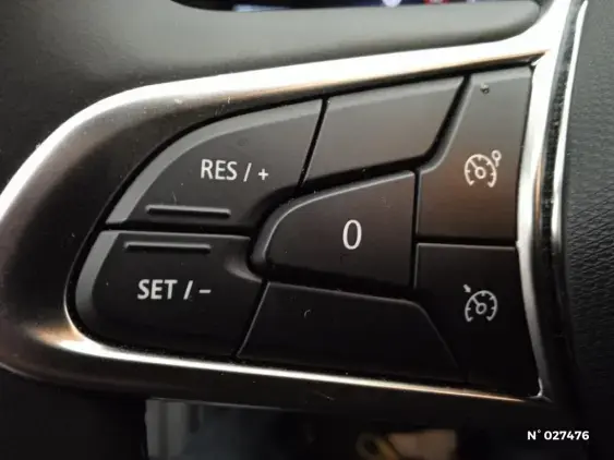 RENAULT CLIO V - voiture d'occasion - Photo 26