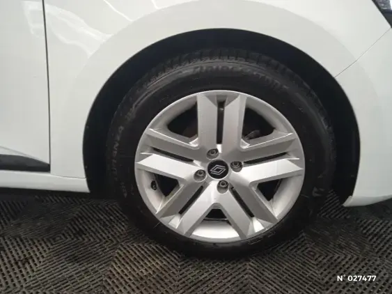 RENAULT CLIO V - voiture d'occasion - Photo 8