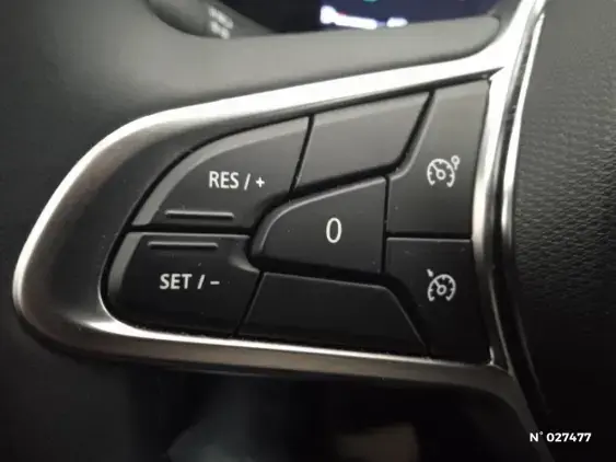 RENAULT CLIO V - voiture d'occasion - Photo 26