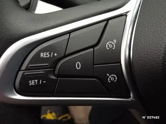 RENAULT CLIO V - voiture d'occasion - Photo 25