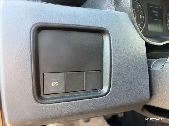 DACIA DUSTER II - voiture d'occasion - Photo 14