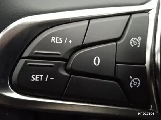 RENAULT CLIO V - voiture d'occasion - Photo 26