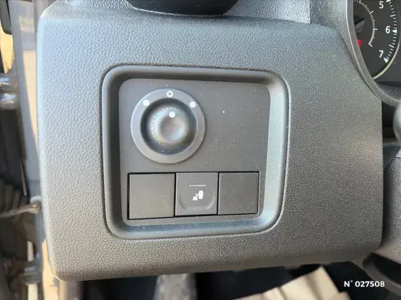 DACIA DUSTER II - voiture d'occasion - Photo 15