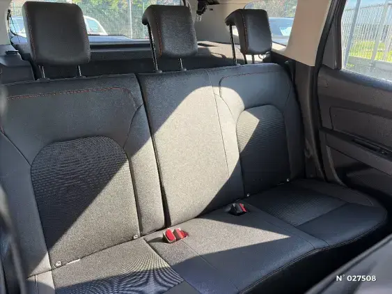 DACIA DUSTER II - voiture d'occasion - Photo 11