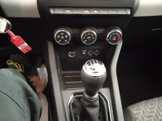 RENAULT CLIO V - voiture d'occasion - Photo 28