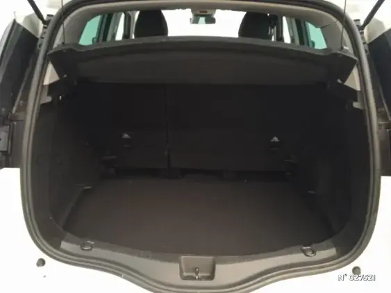 RENAULT SCENIC IV - voiture d'occasion - Photo 7