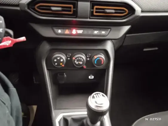 DACIA SANDERO III - voiture d'occasion - Photo 27