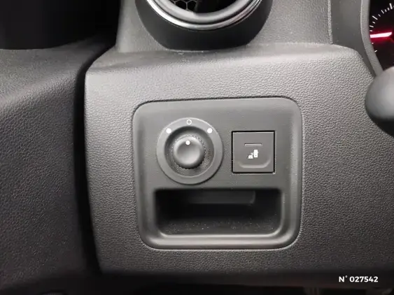 DACIA DUSTER II - voiture d'occasion - Photo 15