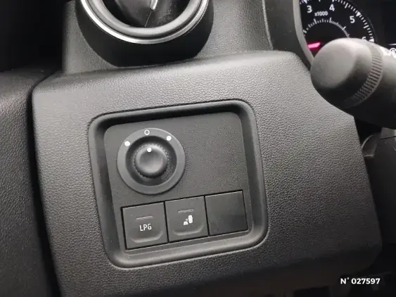 DACIA DUSTER II - voiture d'occasion - Photo 15