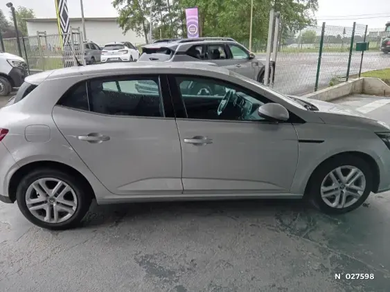 RENAULT MEGANE IV - voiture d'occasion - Photo 5