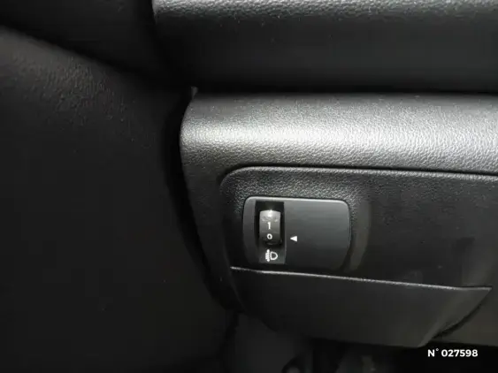 RENAULT MEGANE IV - voiture d'occasion - Photo 15