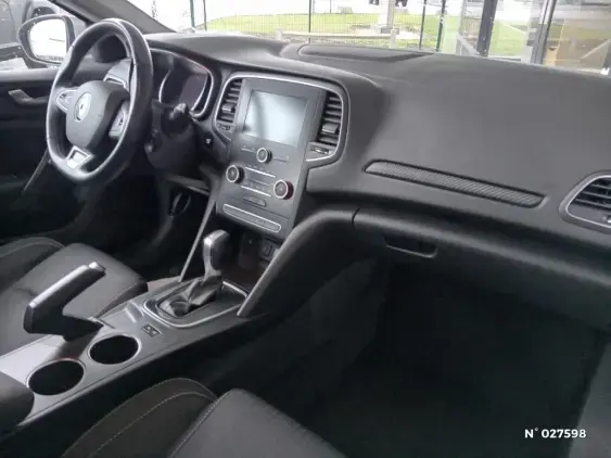 RENAULT MEGANE IV - voiture d'occasion - Photo 10