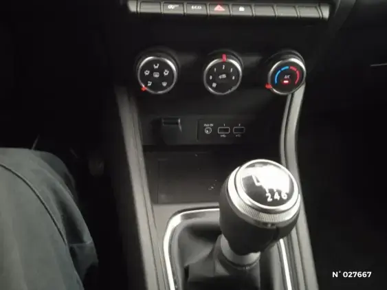 RENAULT CAPTUR II - voiture d'occasion - Photo 28